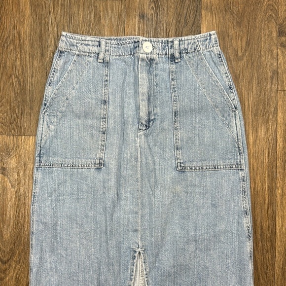 Denim Jean Front Slit Trend Skirt - Picture 2 of 8